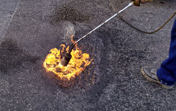 Cwm Gelli flat roofing repairs